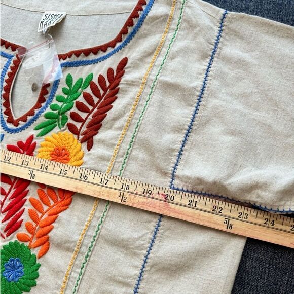 Sister Mary Gloria Tunic Top Rainbow Floral Embroidery Linen Size Medium - Picture 10 of 14